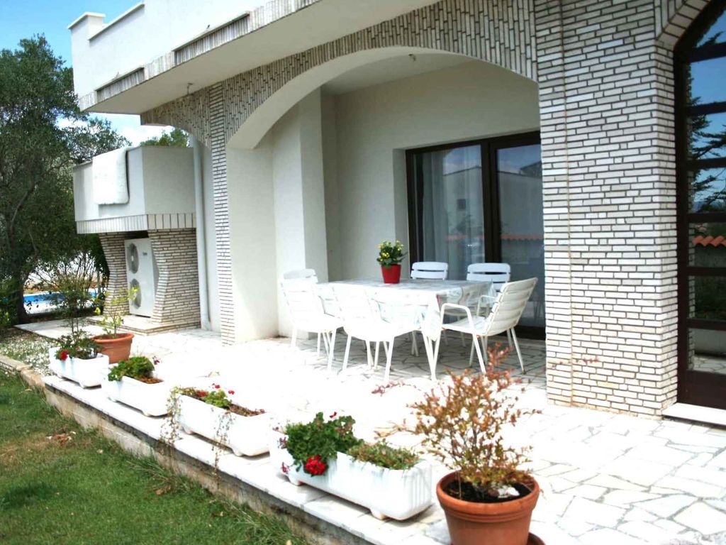 Ferienwohnung mit Pool