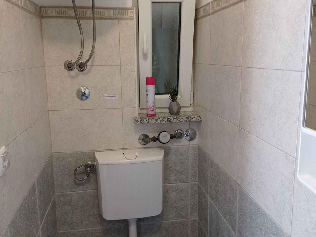 Ferienwohnung mit Terrasse und Grill