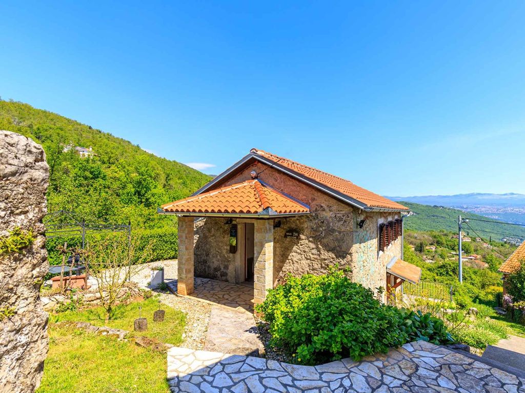 Ferienhaus mit Jacuzzi