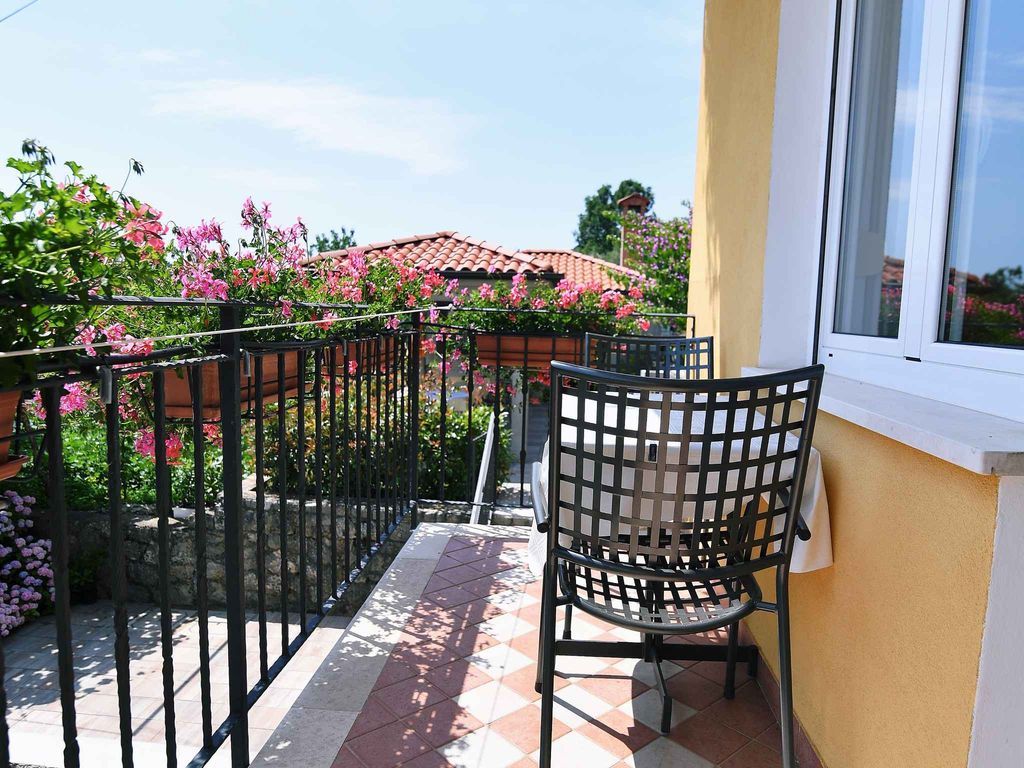 Ferienwohnung mit Terrasse in Meernähe
