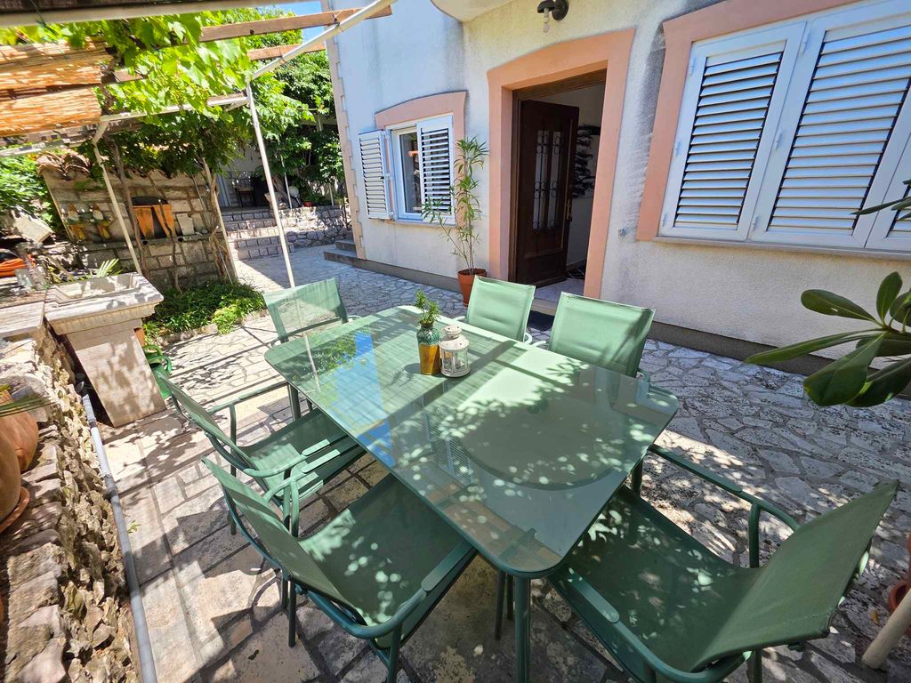 Ferienwohnung direktno na moru