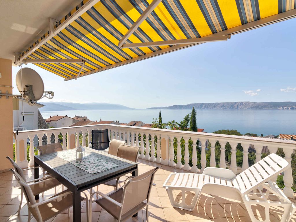 Ferienwohnung mit Terrasse und Barbecue