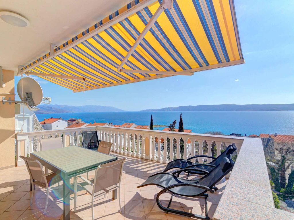 Ferienwohnung mit Terrasse und Barbecue