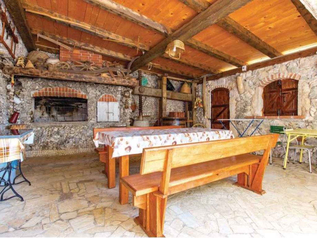 Ferienwohnung mit Terrasse und Grillmöglichkeit