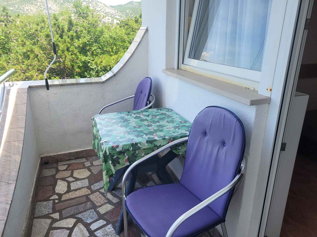 Ferienhaus mit Balkon und Meerblick in der Nähe des Strands