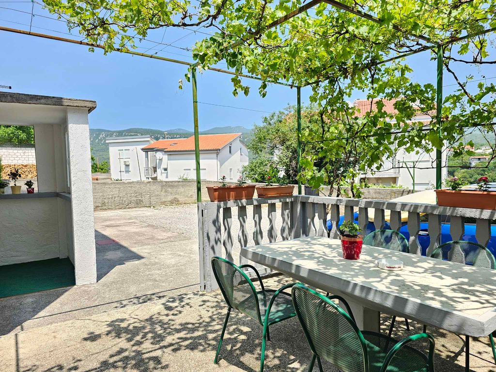 Ferienwohnung im Erdgeschoß mit Garten und Grill