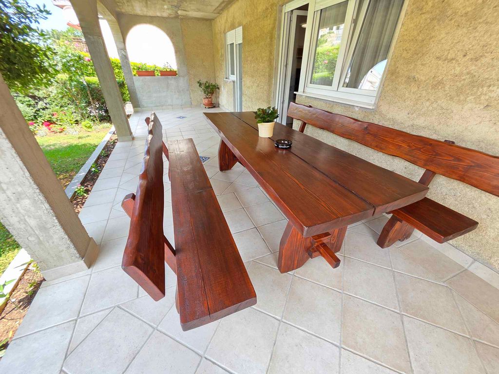 Ferienwohnung für 6 Personen mit Terrasse