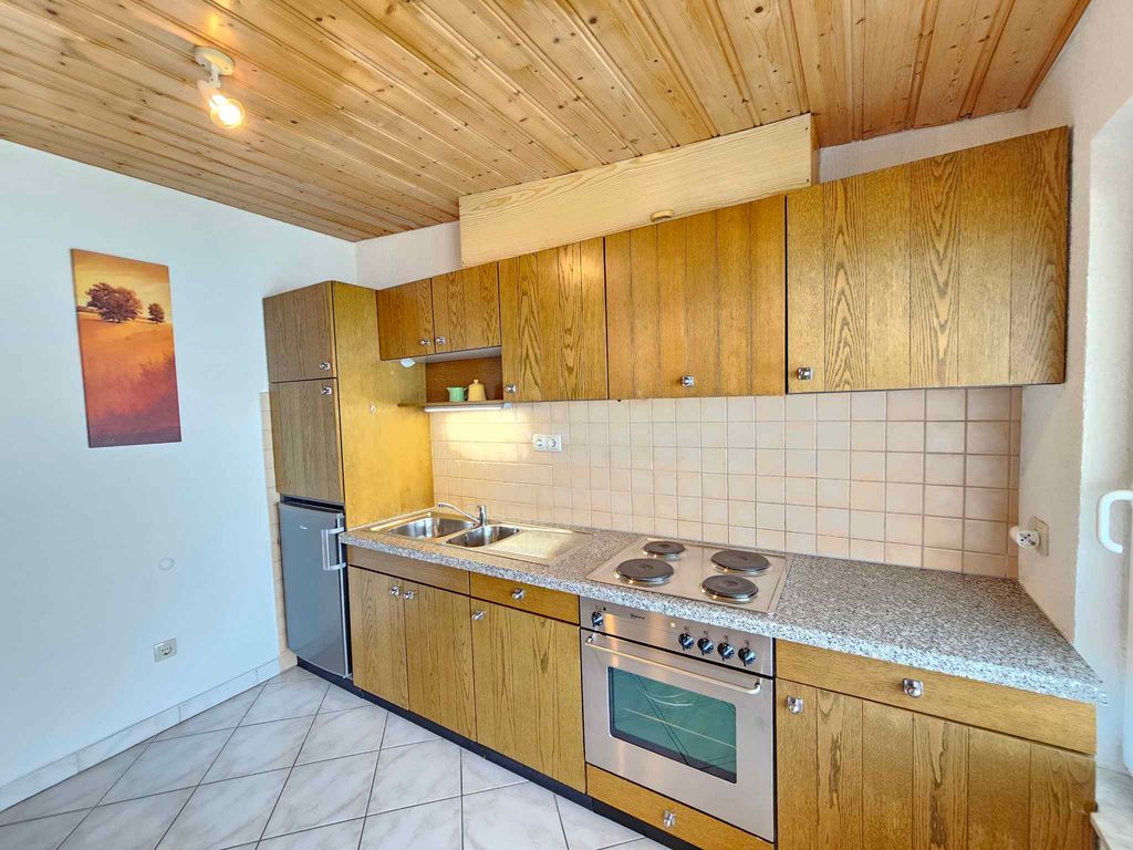 Ferienwohnung mit Meerblick und privatem Parkplatz