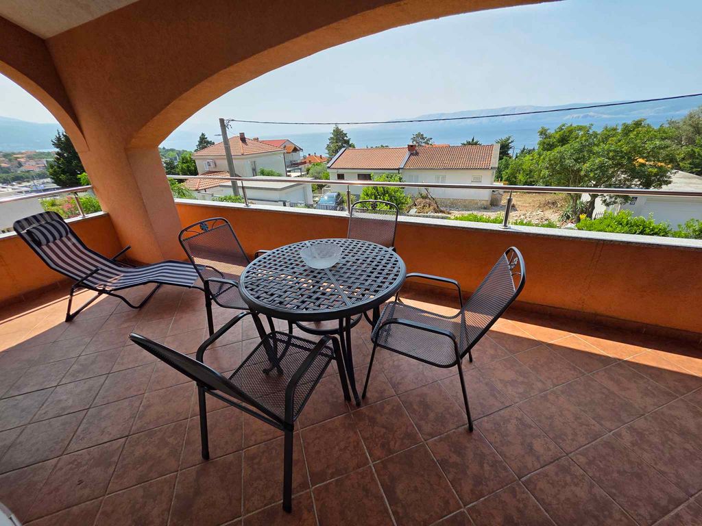 Ferienwohnung mit Terrasse und Klima
