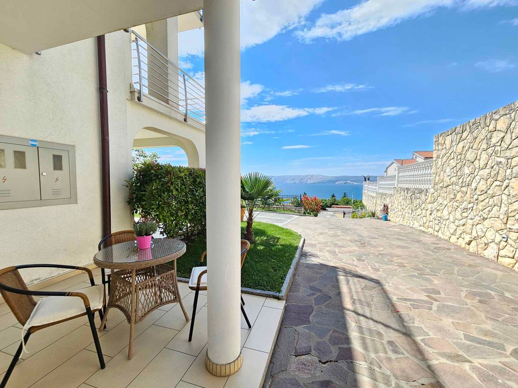 Studio für 2-3 Personen mit Terrasse
