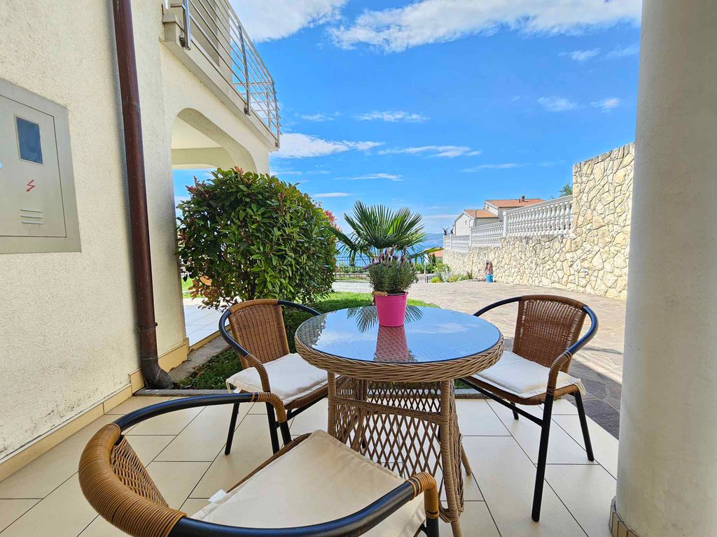 Studio für 2-3 Personen mit Terrasse