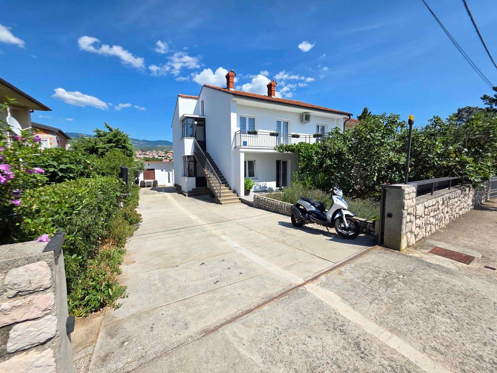Ferienwohnung mit Terrasse und Klima
