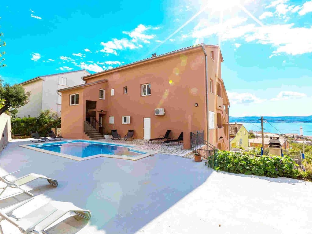 Ferienwohnung mit Pool zur gemeinsamen Nutzung