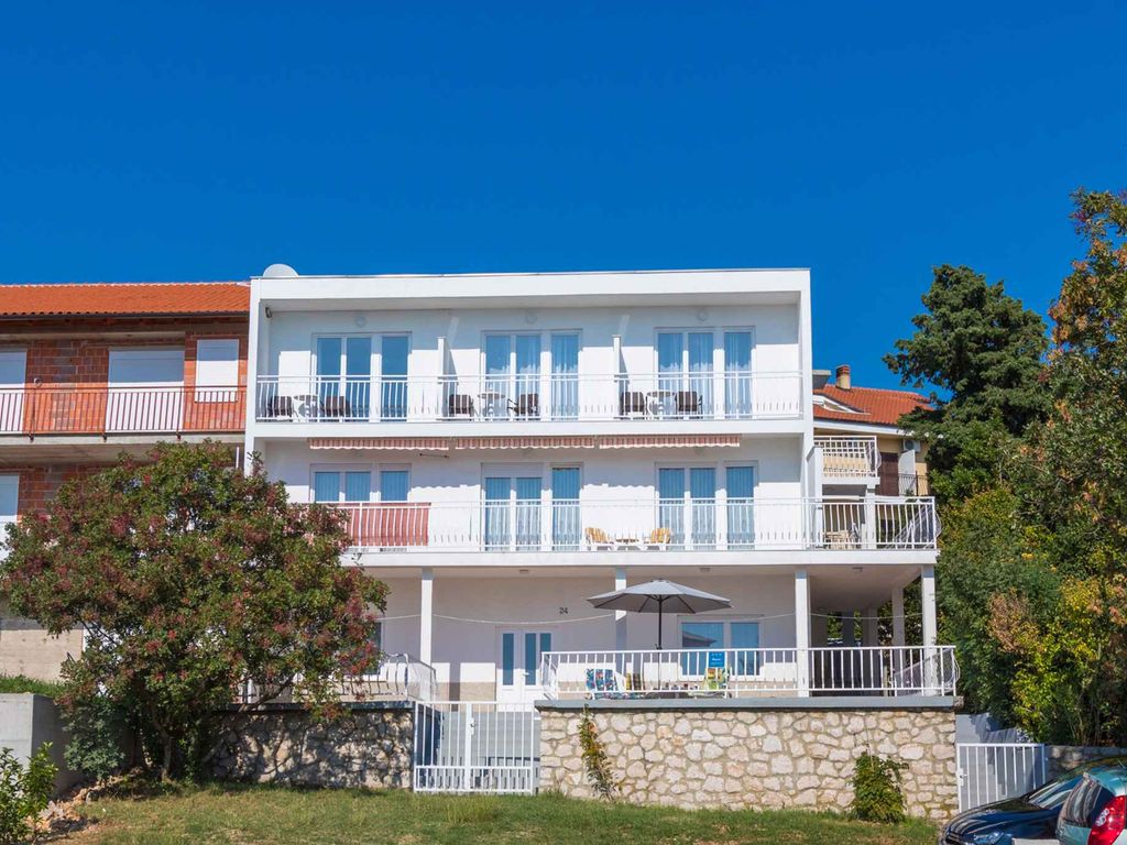 Ferienwohnung mit Meerblick und Klimaanlage