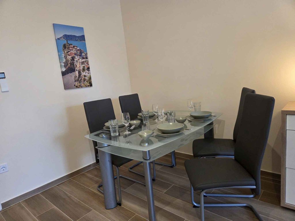 Ferienwohnung mit Terrasse und Klimaanlage