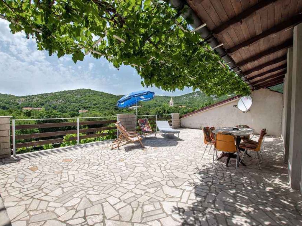 Ferienwohnung mit Terrasse und Klimaanlage