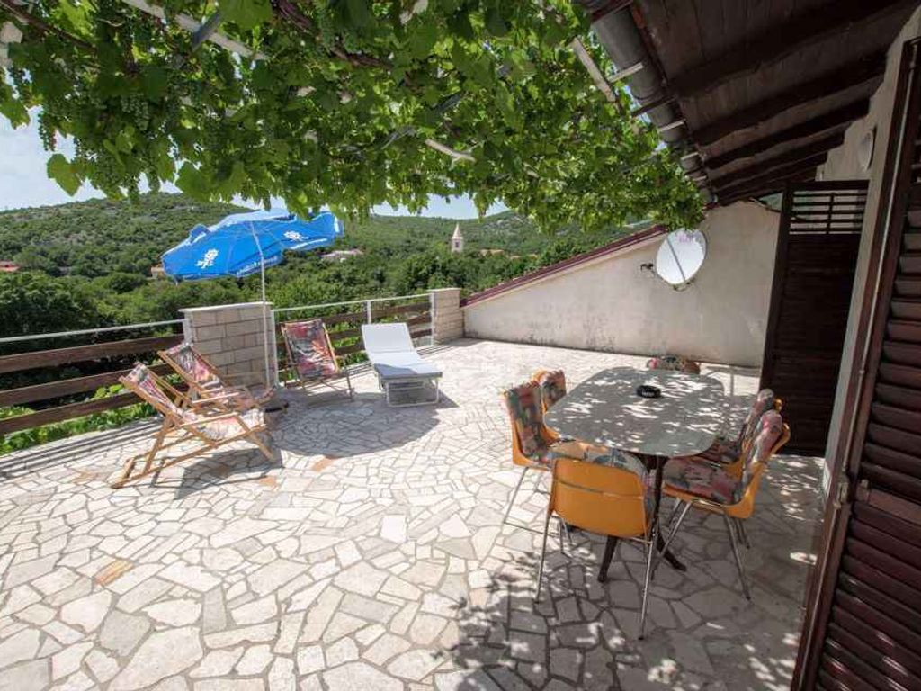 Ferienwohnung mit Terrasse und Klimaanlage