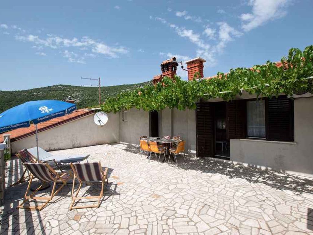 Ferienwohnung mit Terrasse und Klimaanlage