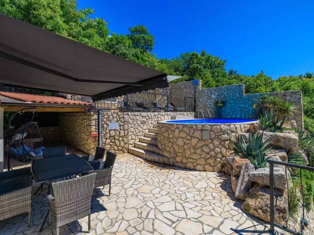 Ferienhaus mit Swimmingpool und Panoramablick