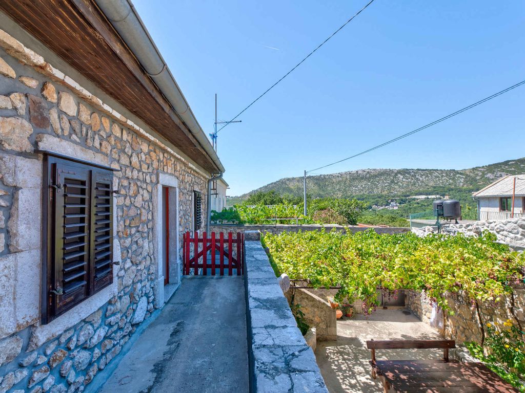 Ferienwohnung mit Terrasse und Klimaanlage