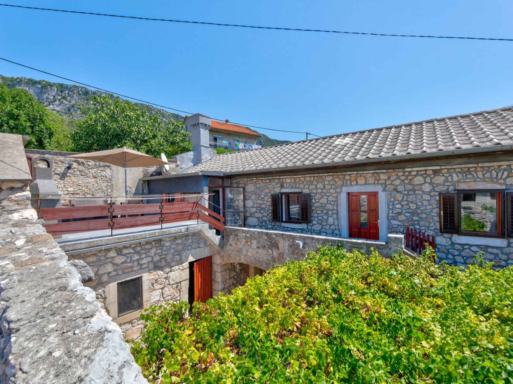 Ferienwohnung mit Terrasse und Klimaanlage