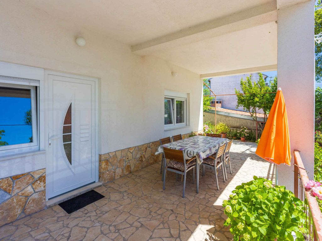 Ferienwohnung mit Terrasse