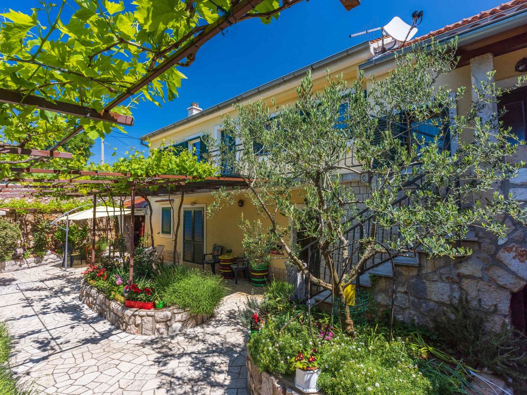 Ferienhaus mit großer Terrasse, Grill und Meerblick