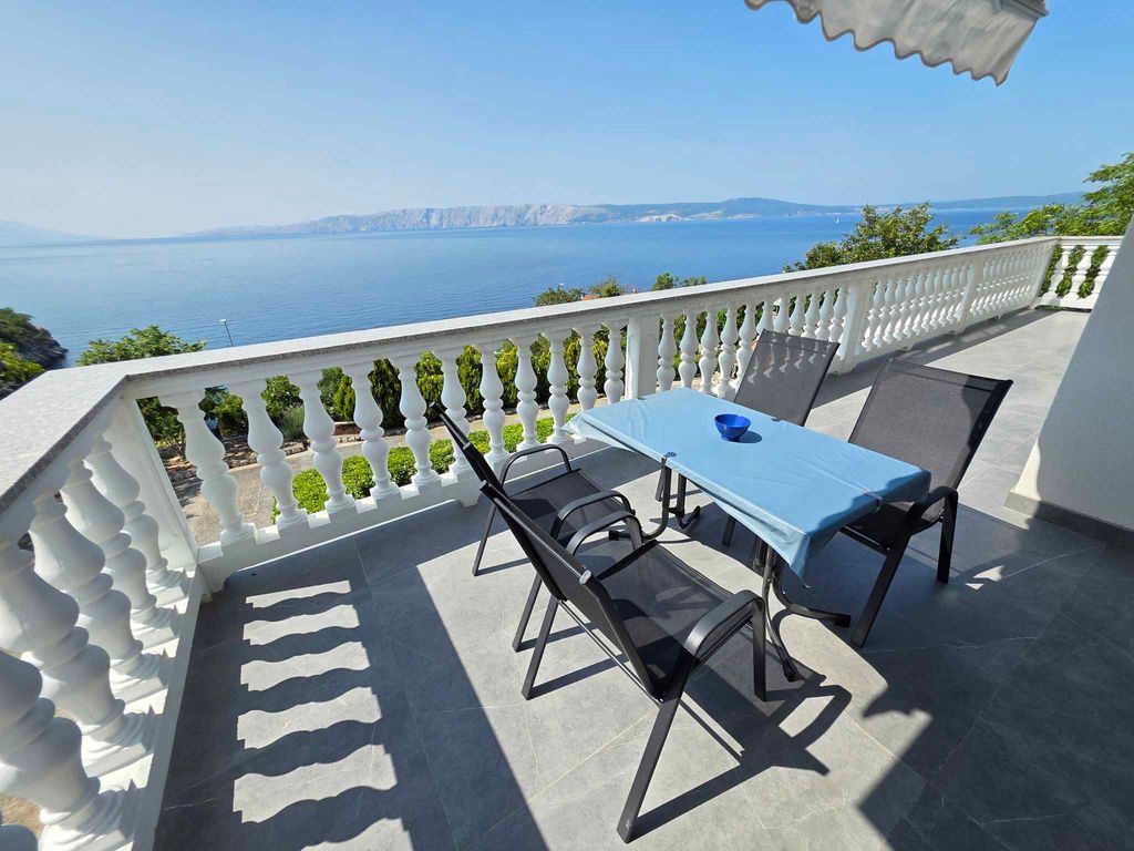 Ferienwohnung mit Klima und Blick auf dem Meer
