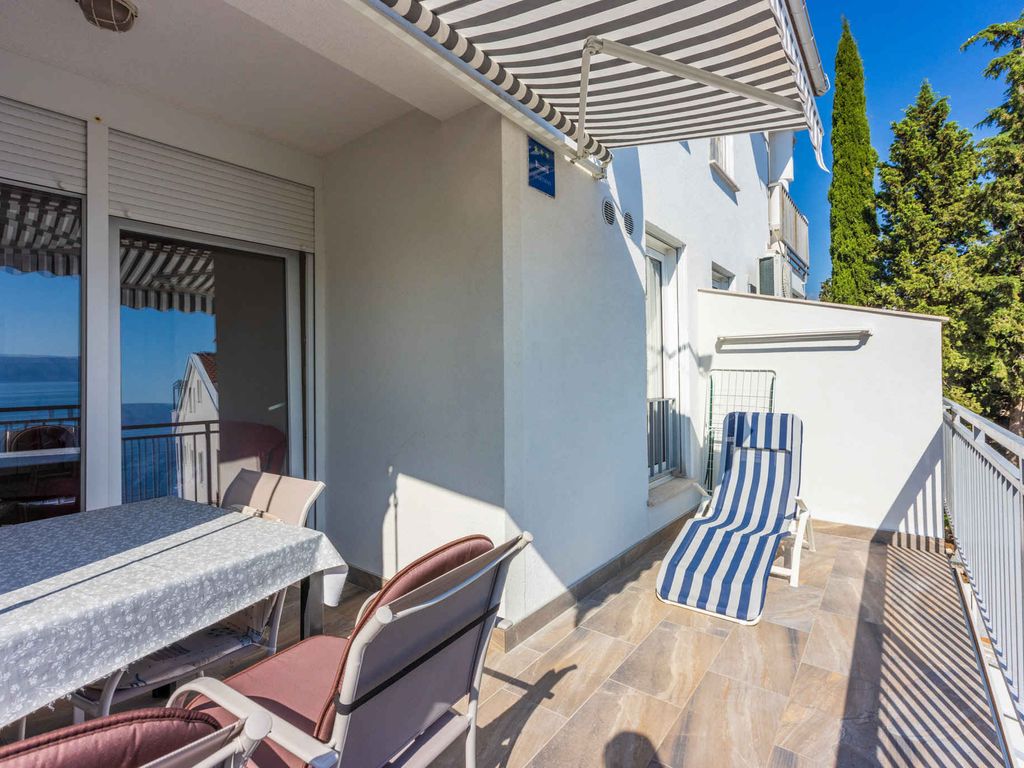 Ferienwohnung mit Balkon und Grillmöglichkeit
