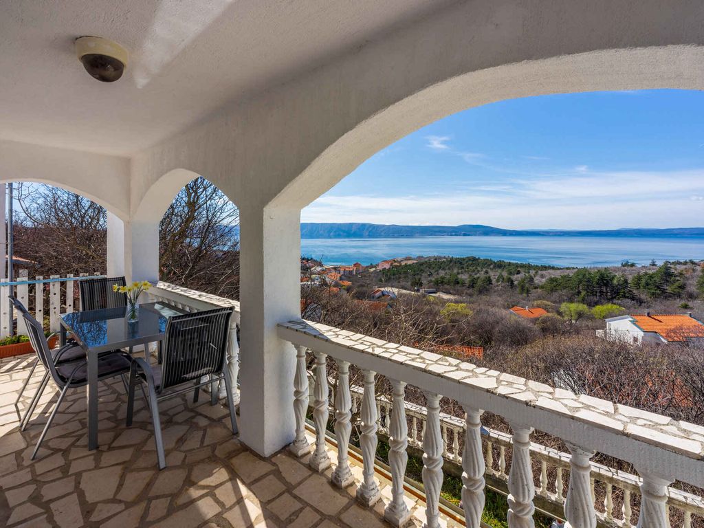 Ferienwohnung mit Balkon und Meerblick