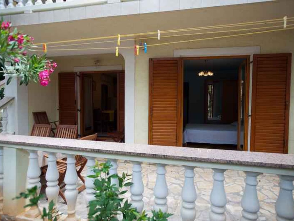 Ferienwohnung mit Terrasse und Klimaanlage