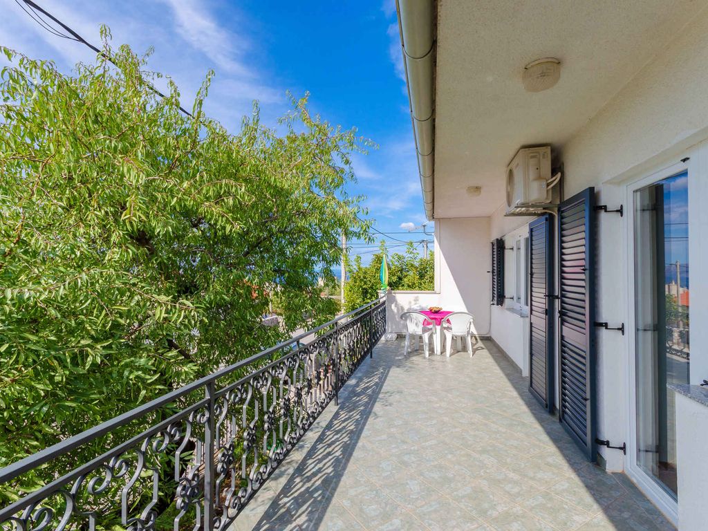 Ferienwohnung mit Klimaanlage und Meerblick