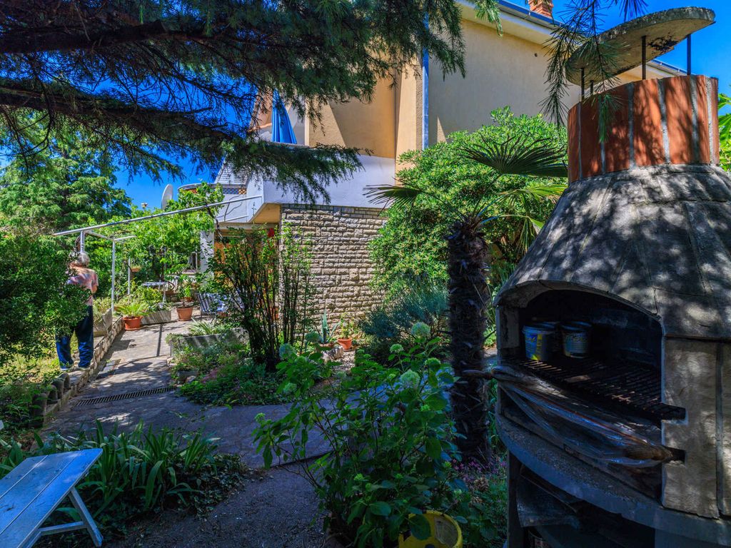 Ferienwohnung mit Terrasse und Meerblick