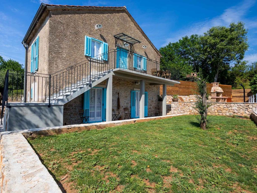 Villa NIce VIlla for 4 with pool near the sea on island Krk