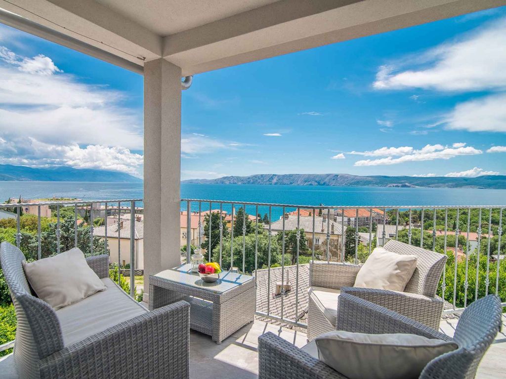 Ferienwohnung mit Klimaanlage und Balkon