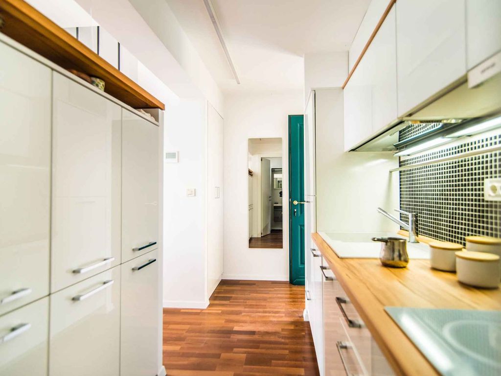 Schöne Apartment in einer alten Villa in Opatija, nur 100 m vom Strand entfernt