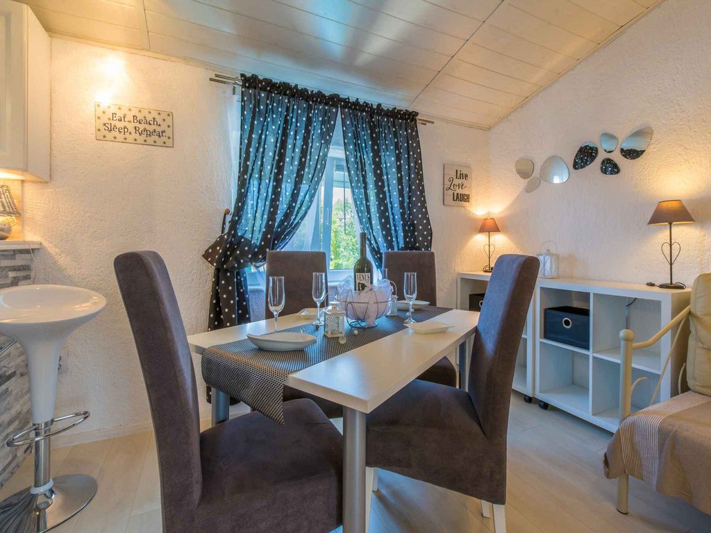 Ferienwohnung mit Außenpool