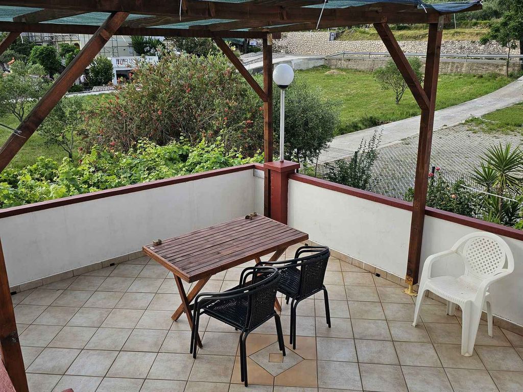 Ferienwohnung mit Meerblick und großer Terrasse