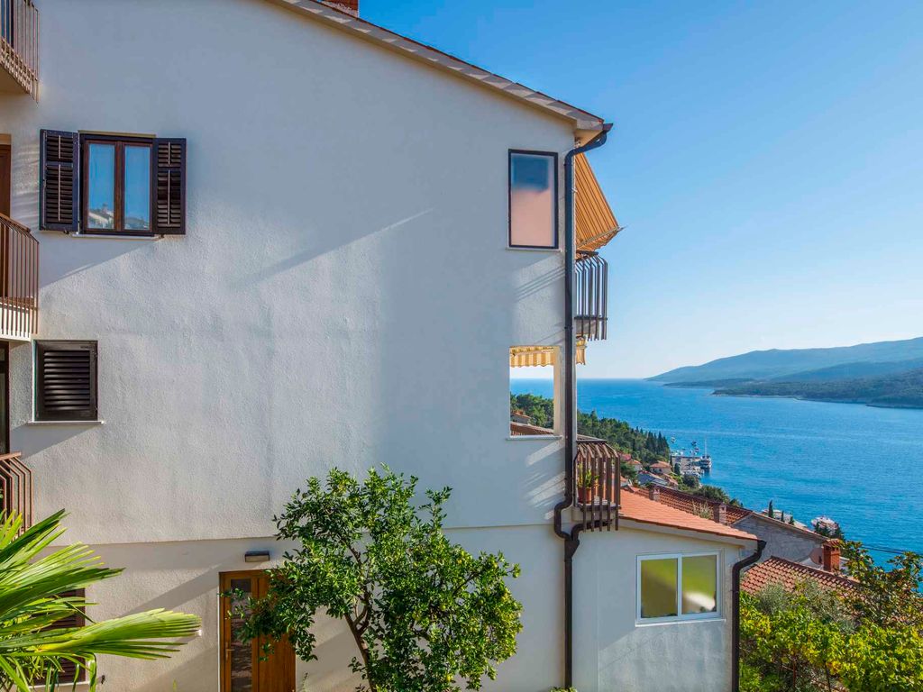 Ferienwohnung mit Klimaanlage und Meerblick