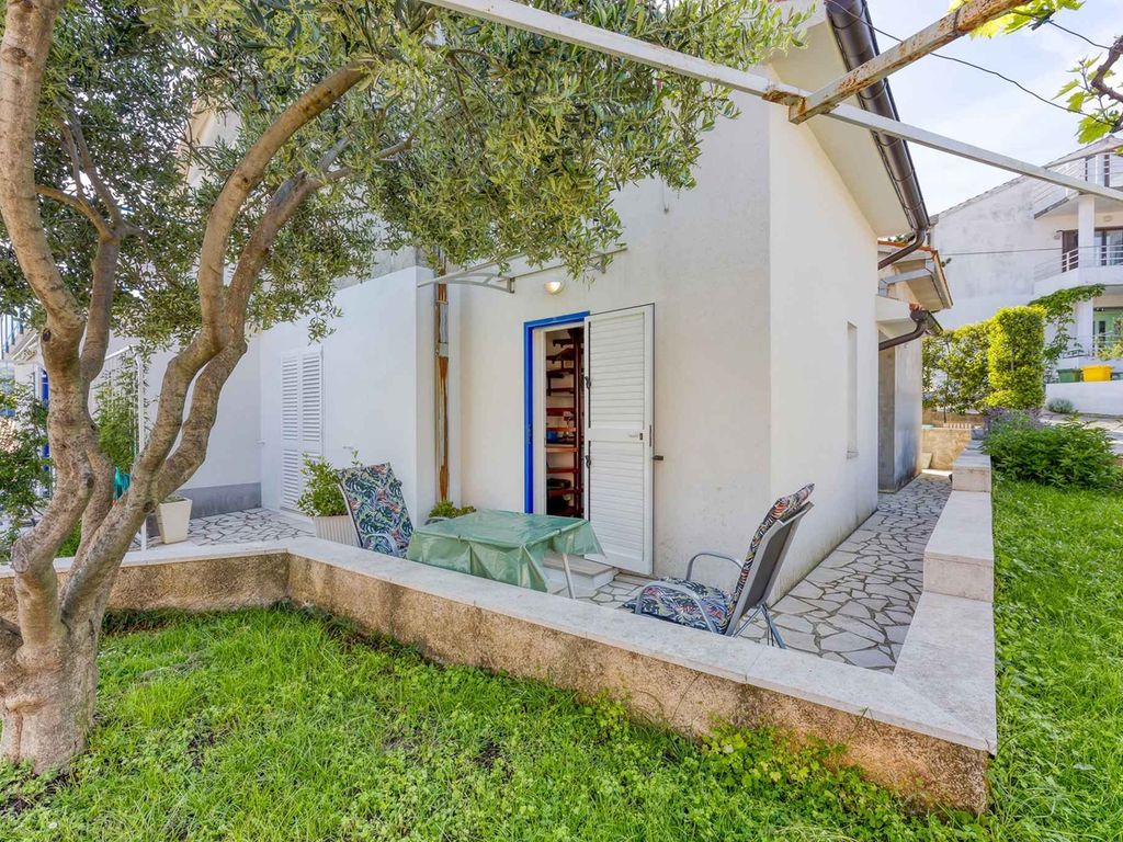 Studio mit Terrasse