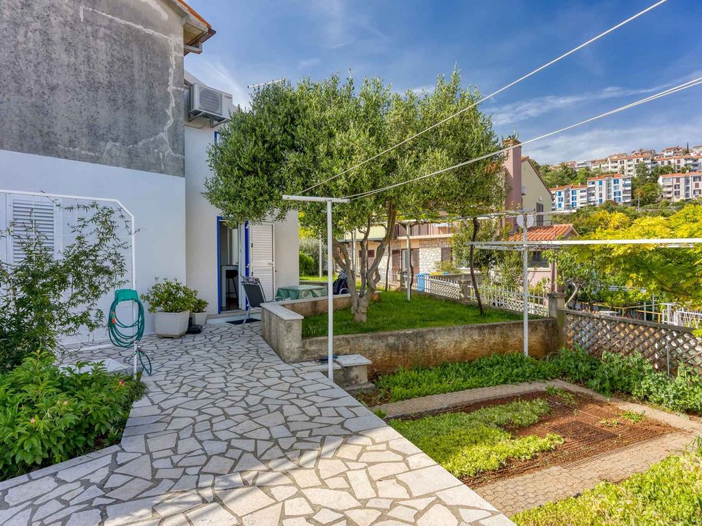Studio mit Terrasse