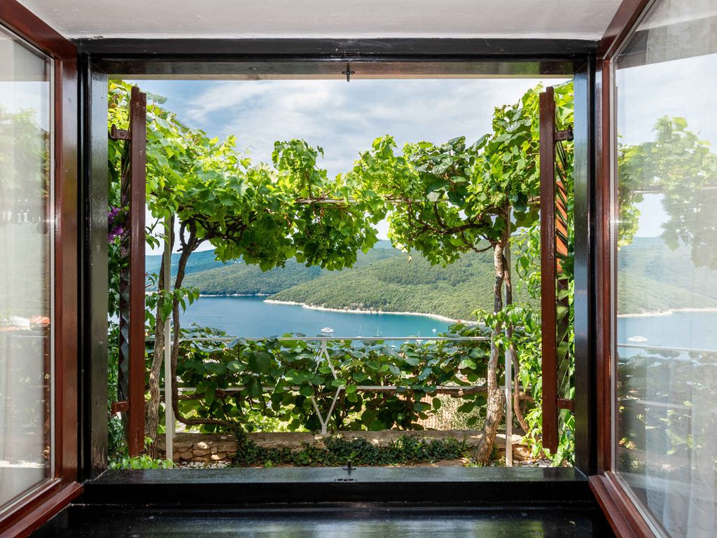 Ferienwohnung mit Terrasse und Klimaanlage