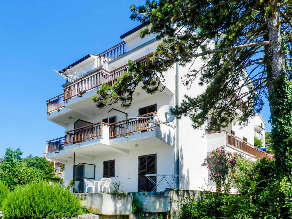 Ferienwohnung mit Terrasse und Meerblick