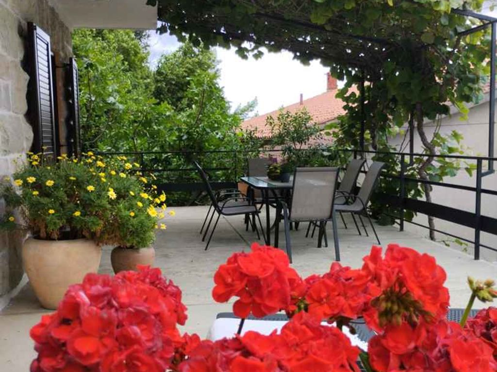 Ferienwohnung mit Terrasse und Klimaanlage