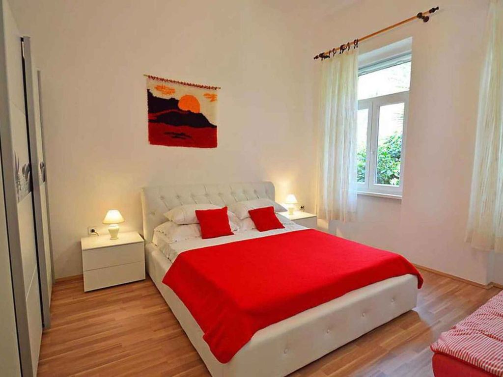Ferienwohnung mit Klimaanlage und Terrasse