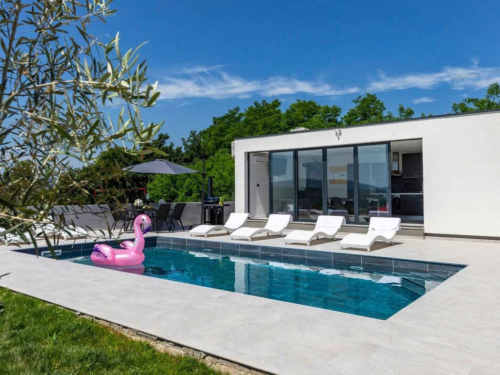Villa mit Pool