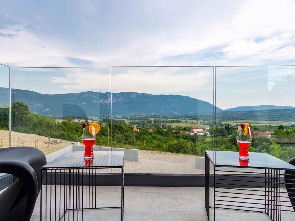 Villa mit Pool