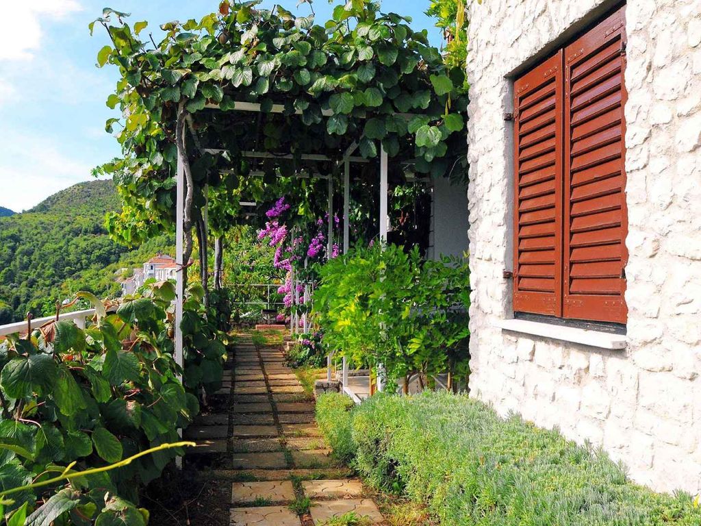 Ferienwohnung mit Klimaanlage und Terrasse