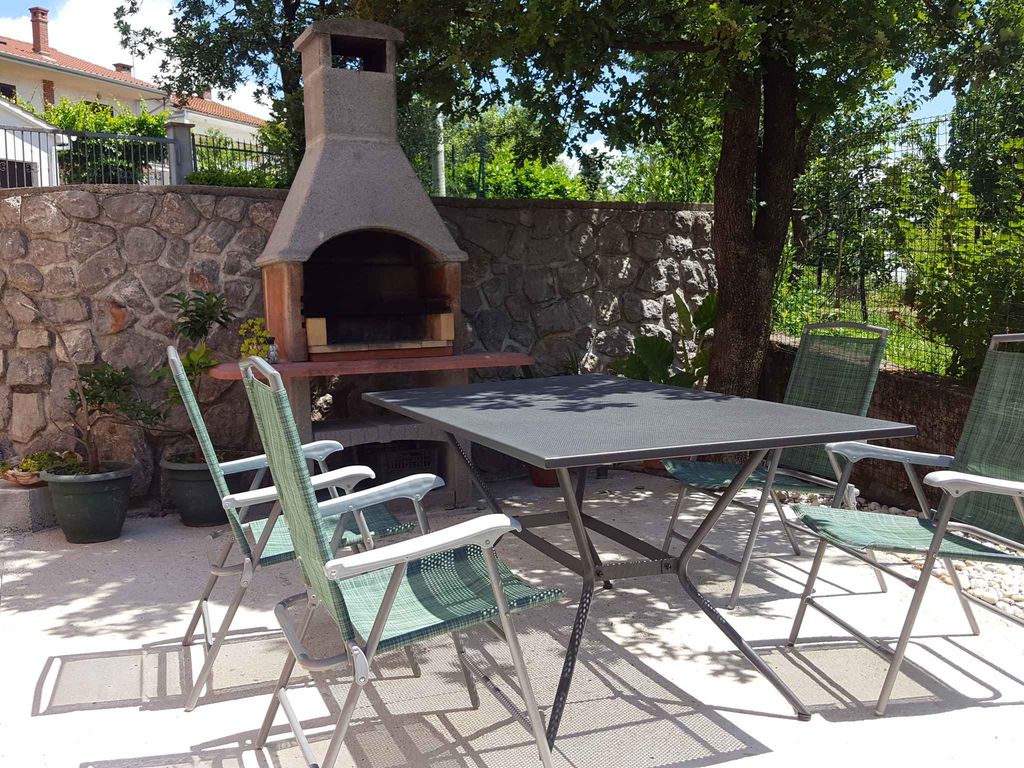 Ferienwohnung mit 50 qm Terrasse und Meerblick