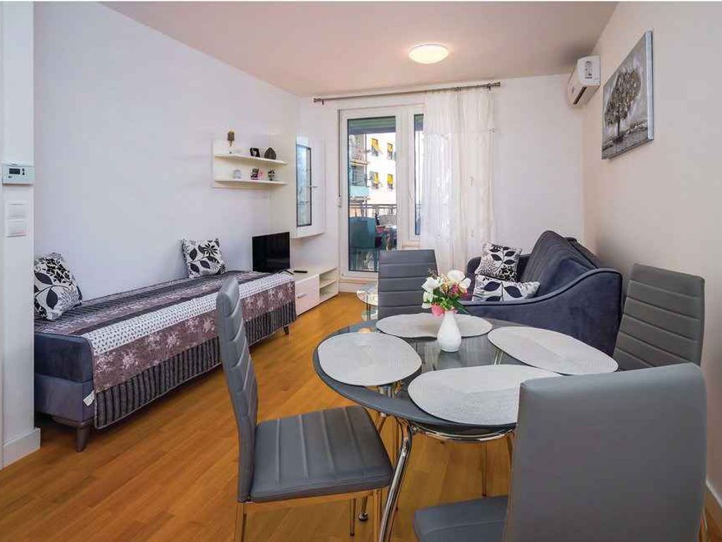 Ferienwohnung mit Balkon